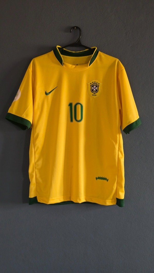 Producto - CAMISETA RETRO BRASIL TITULAR 2006 - 0