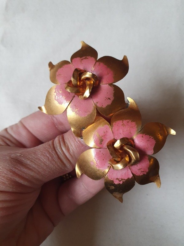 Producto - Mega Broche 40s Florones Pinceladas Pink - 5
