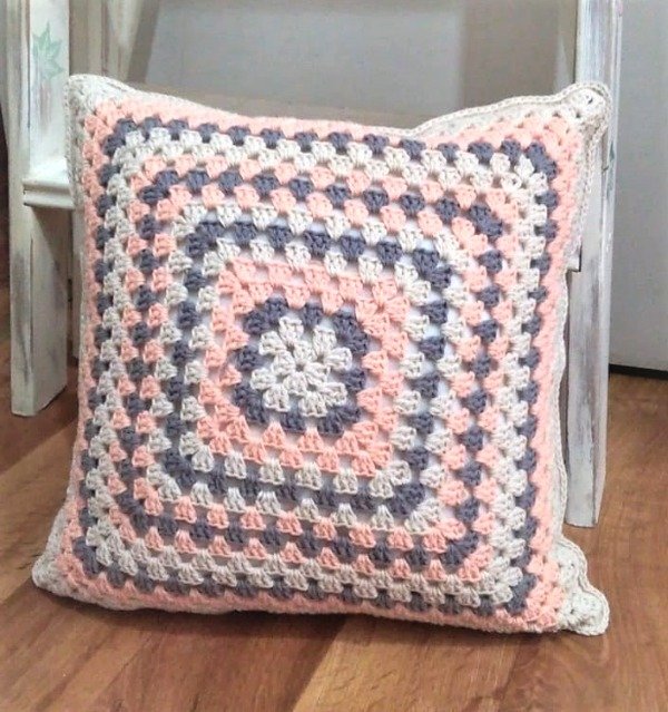 Producto - Almohadón a Crochet "Flor Granny" 40cm x 40cm
