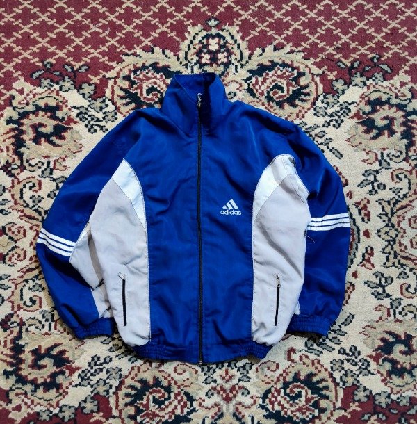 Producto - Campera Adidas Retro