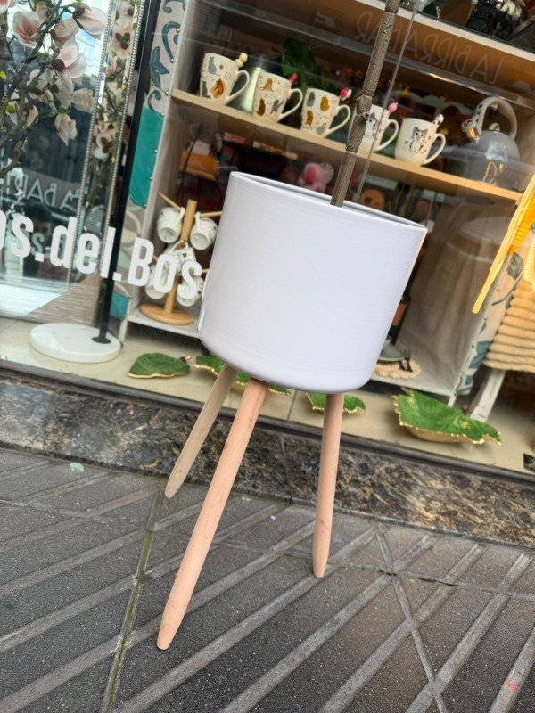 Producto - Pie Nordico Oslo blanco grande 55cm (Efectivo: 55.920)