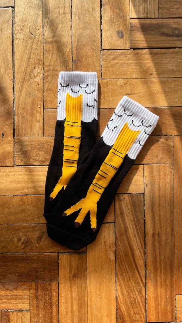Producto - PATAS DE POLLO TENIS
