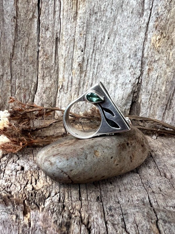 Producto - ANILLO TURMALINA VERDE FACETADA Y TURMALINA ROSA