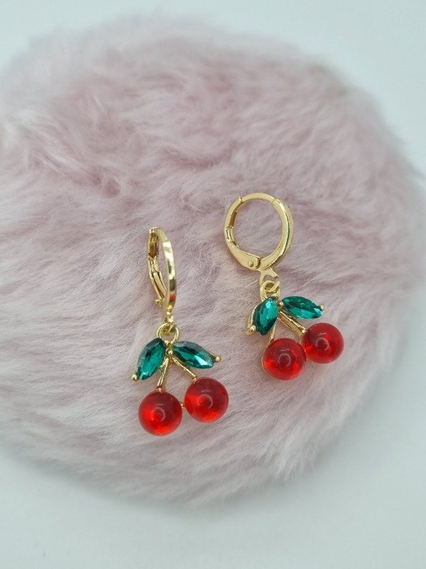 Producto - Aro acero dorado argollita fina colgante cherry opal