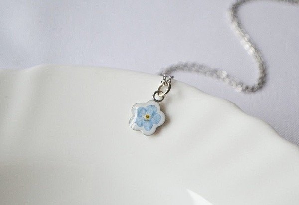 Producto - Dije mini flor