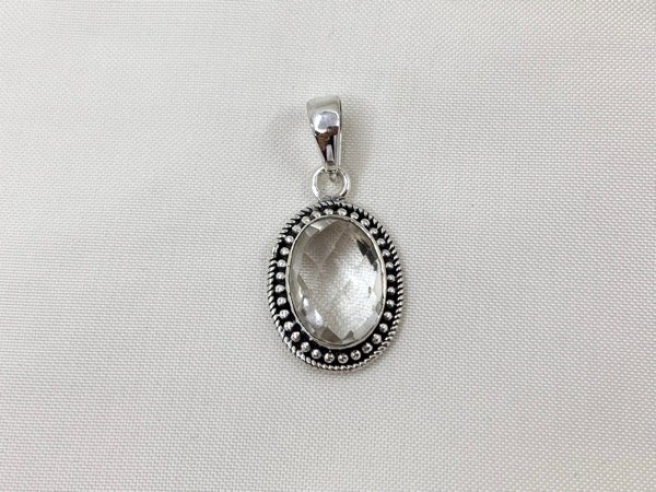Producto - Dije de plata con piedra CUARZO CRISTAL