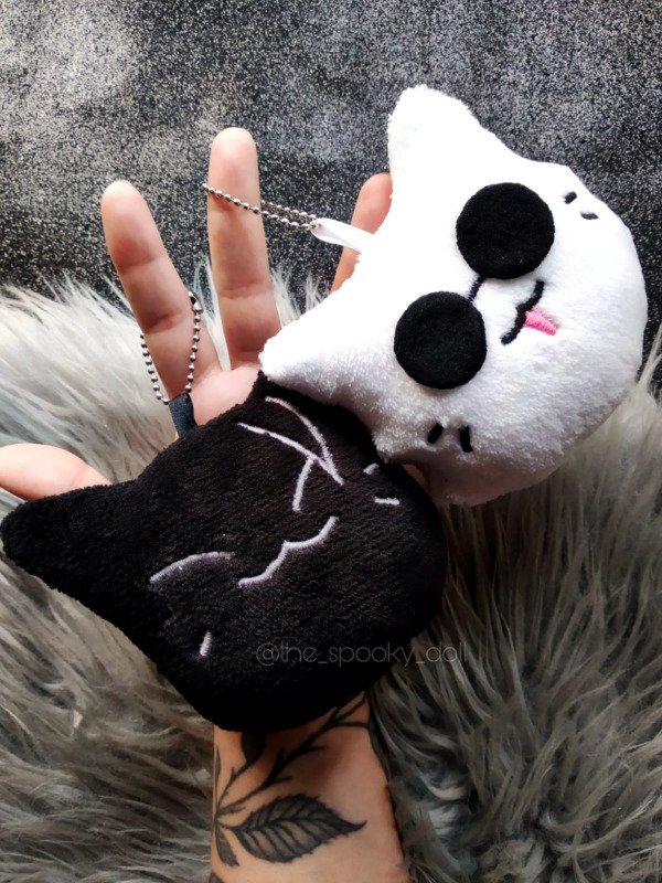 Producto - Trinket JJK (Gojo / Geto) - Marca The Spooky Doll