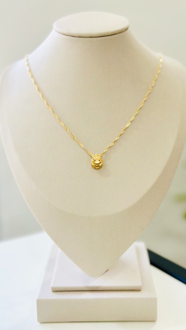 Producto - Conjunto niña laminado en oro 18k