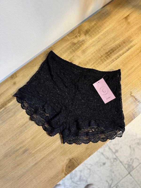 Producto - SHORT ENCAJE