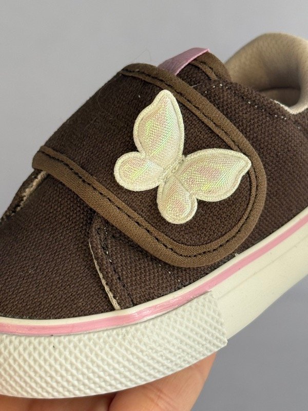 Producto - ULTIMAS!  A142 Zapatilla abrojo ancho