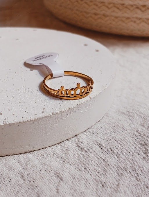 Producto - Anillo corona - talle 17 - Acero dorado