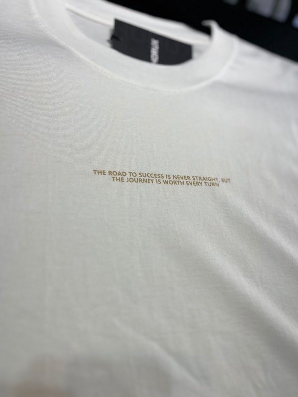 Producto - Remera Oversize The Road