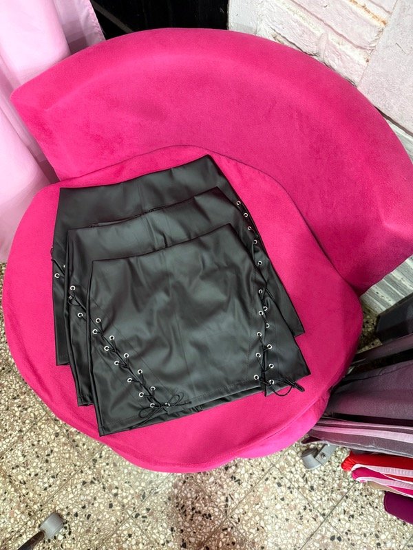 Producto - Pollera engomadaa