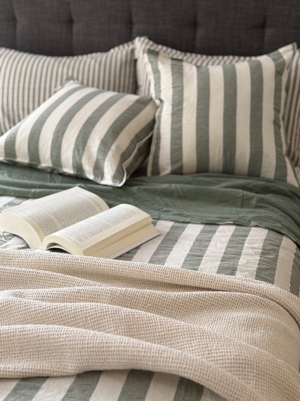 Producto - CUBRE EDREDÓN TATA VERDE SECO