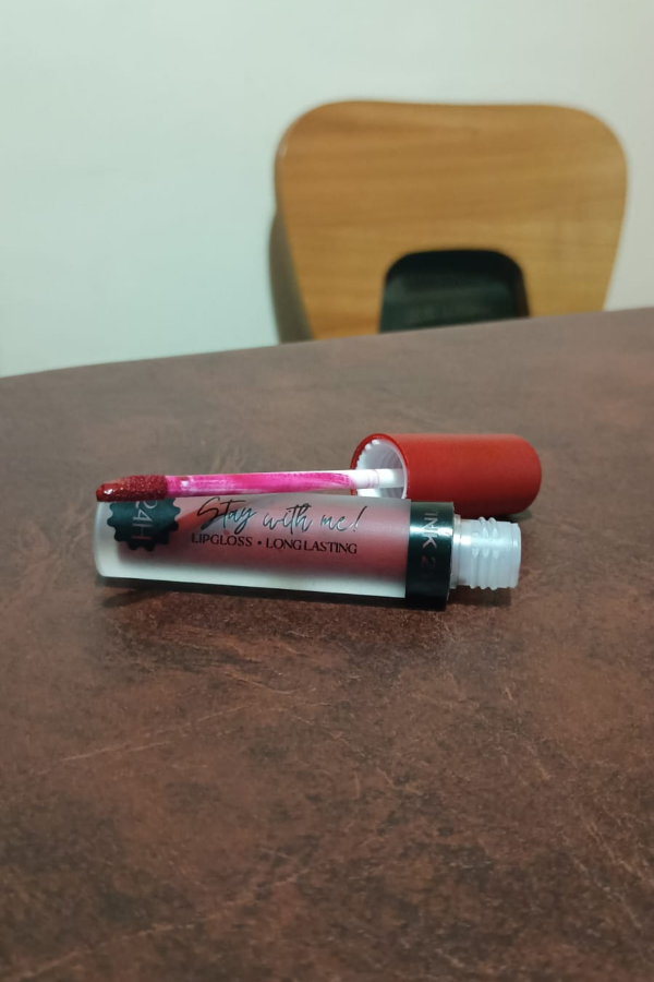 Producto - Lipgloss Intransferible Stay with me tono 5