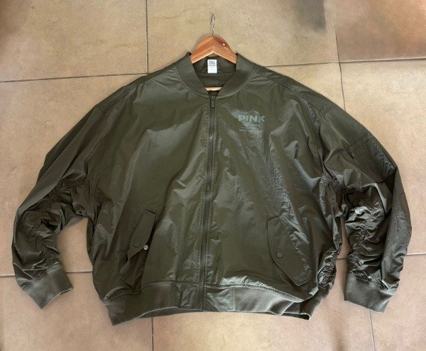 Producto - Campera Victoria Pink Talle 2XL