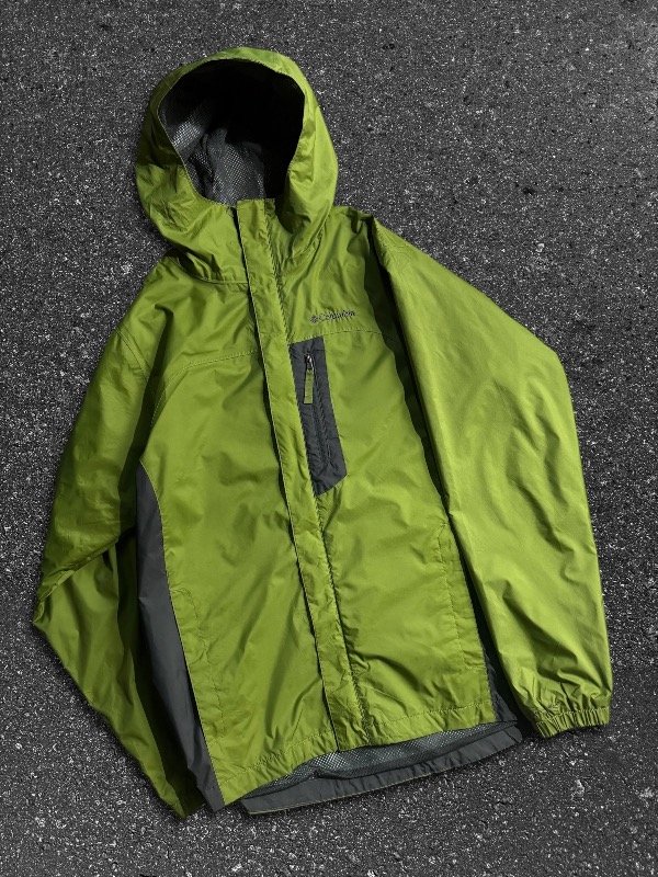 Producto - CAMPERA COLUMBIA OMNI SHADE ROMPEVIENTOS OUTWEAR OG