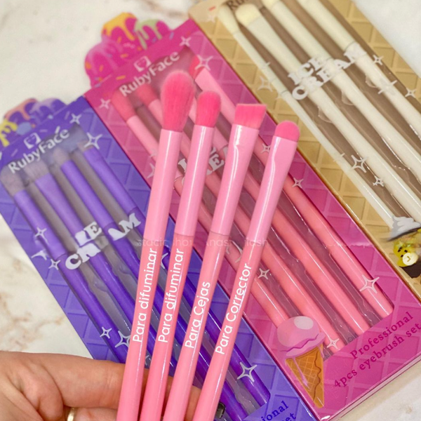 Producto - Brochas para sombra x4 - Ruby Face