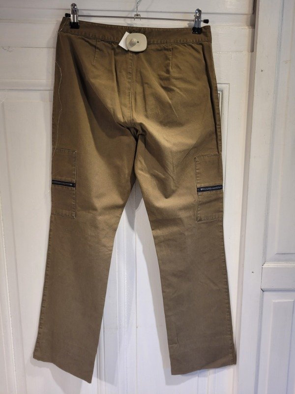 Producto - Pantalón DKNY verde cargo ancho- Talle 25- PRECIO: 54X - 3