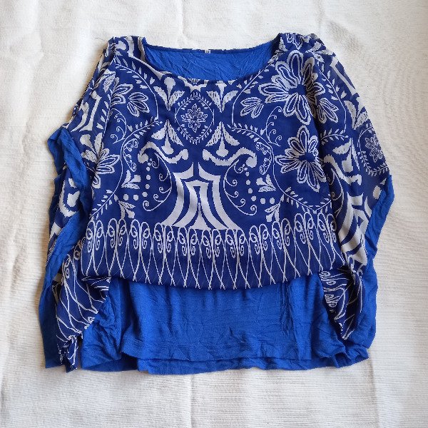 Producto - Blusa azul y blanca (T. L)