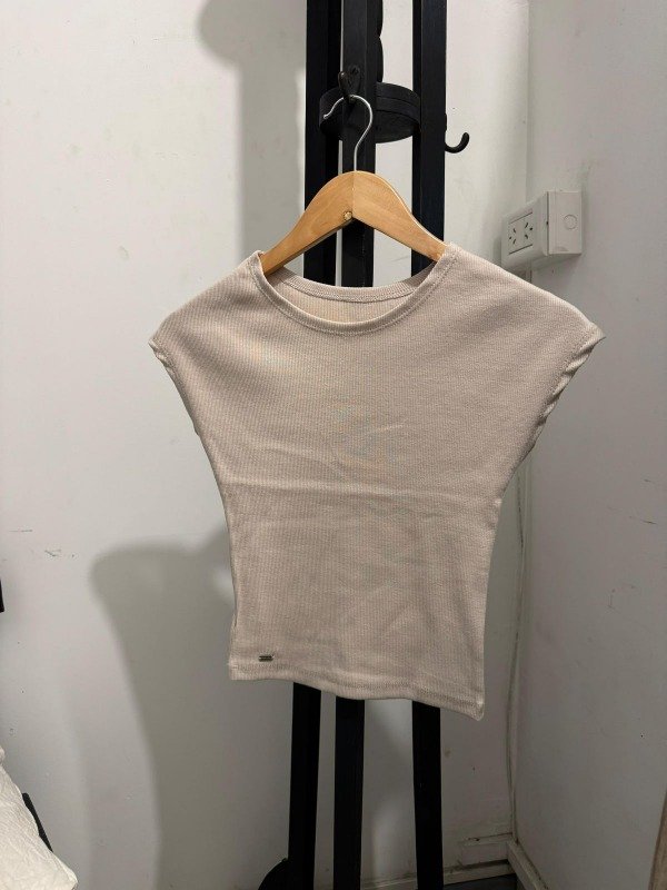 Producto - REMERA LUISA
