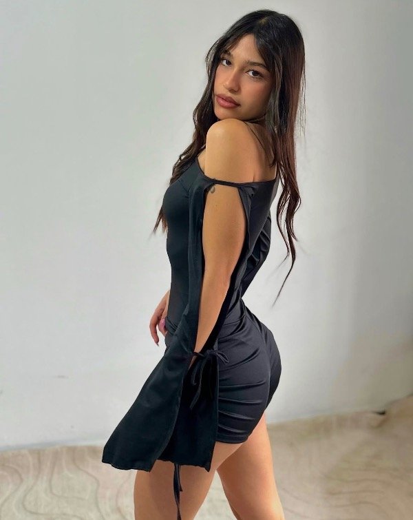 Producto - CATSUIT ML OXFORD UN HOMBRO CAIDO MICROFIBRA (18.000 Efectivo/Transferencia)