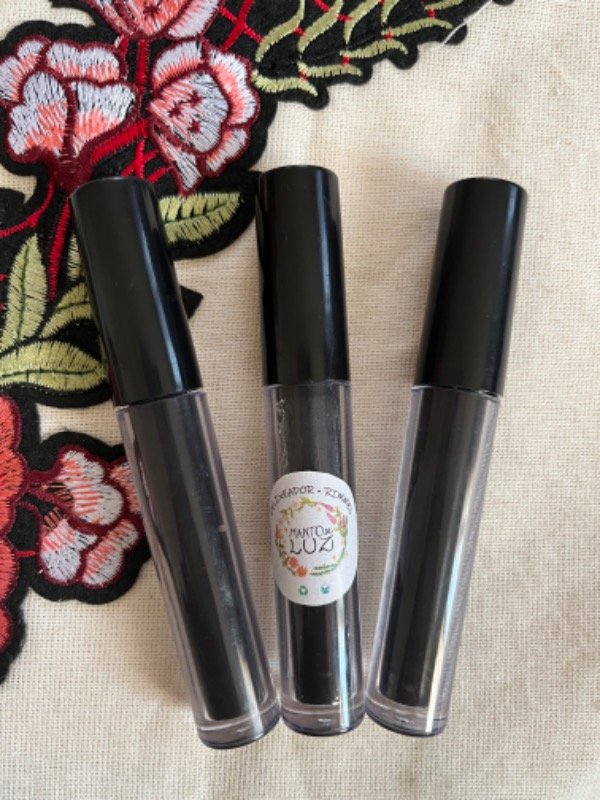 Producto - MÁSCARA DE PESTAÑAS - pestañas voluminosas y fuertes - - 4