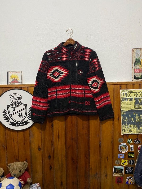 Producto - LAUREN RALPH LAUREN SHERPA AZTEC (S)