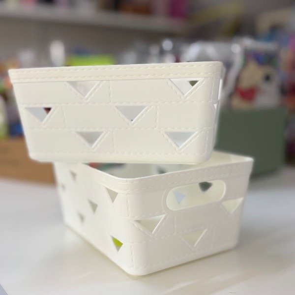 Producto - Canasta de plástico 15x20cm DIELIFLOR 7365