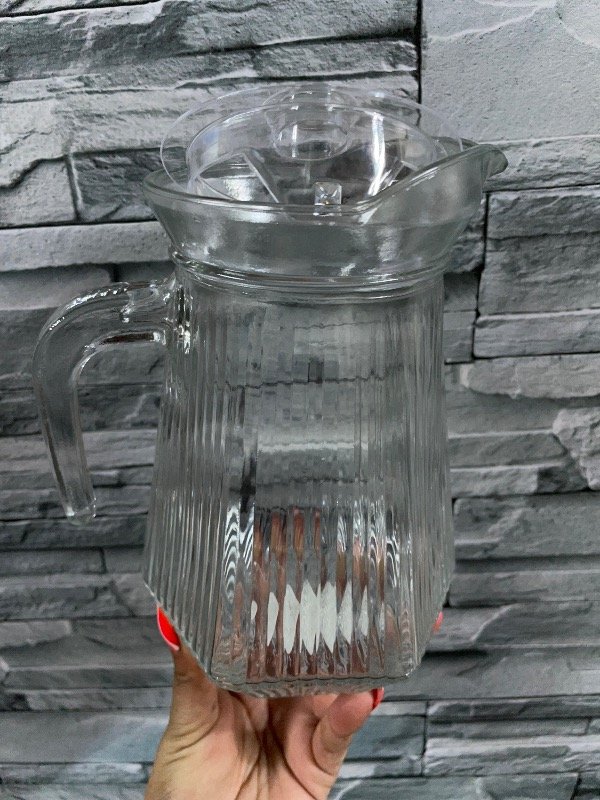 Producto - Jarra de vidrio con tapa de acrílico - 1
