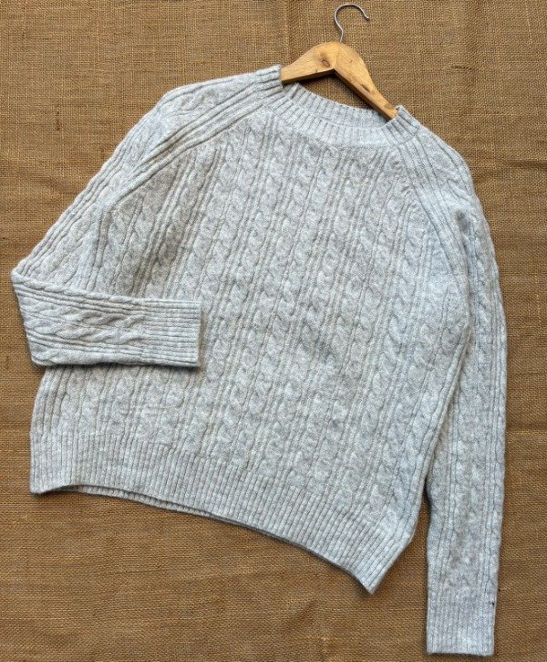 Producto - Sweater Gris