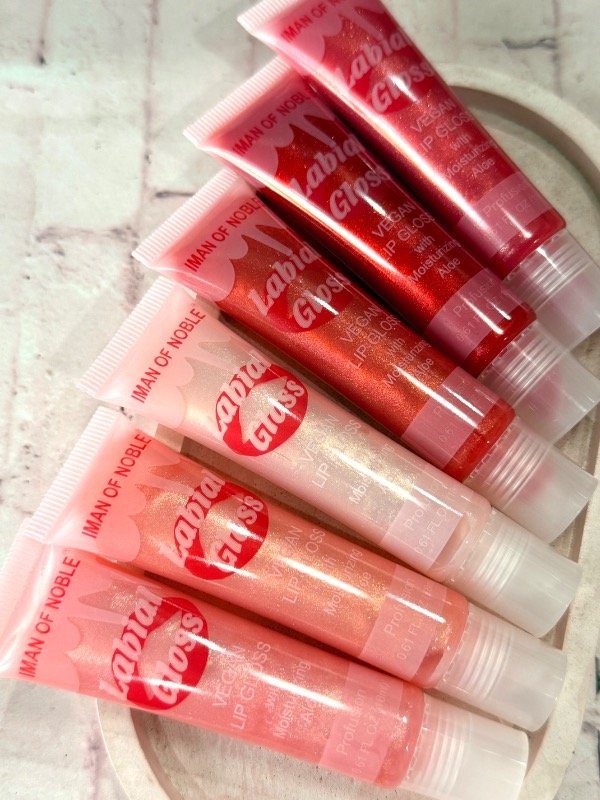 Producto - Gloss con brillo Iman noble pomito