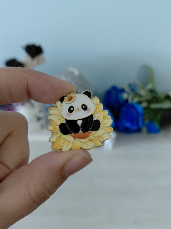 Producto - Pin metalizado - Panda #1138