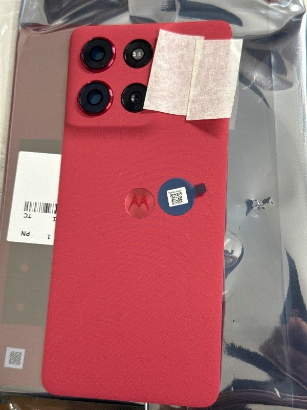 Producto - TAPA MOTO G86 XT2527 NUEVO ORIGINAL ROJO