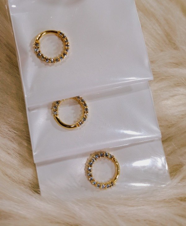 Producto - Pearcing Helix dorado c/strass