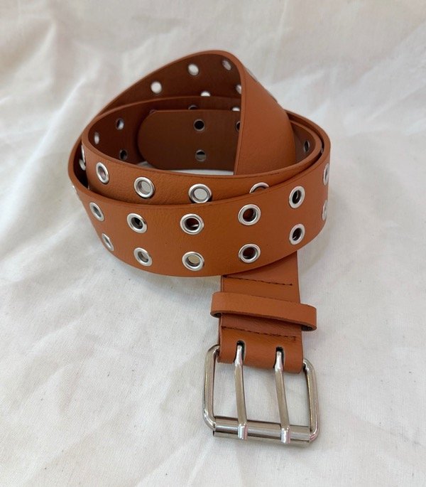 Producto - Cinto tachas Águila XL