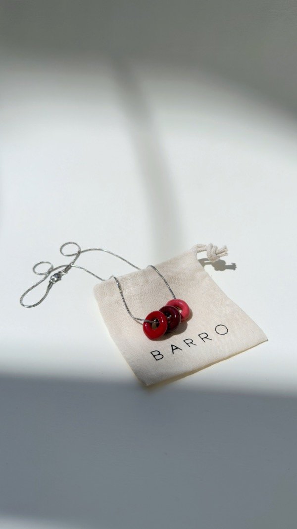 Producto - Collar tricolor rojos