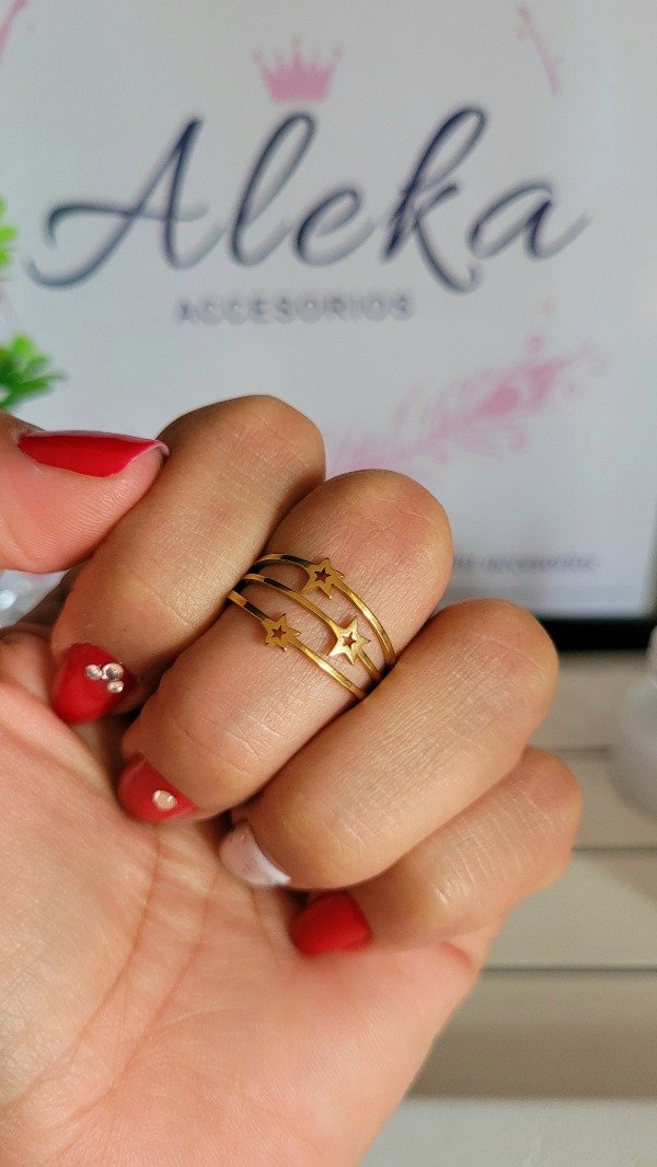Producto - Anillo triple estrellas (talle19-18)de acero dorado - 0