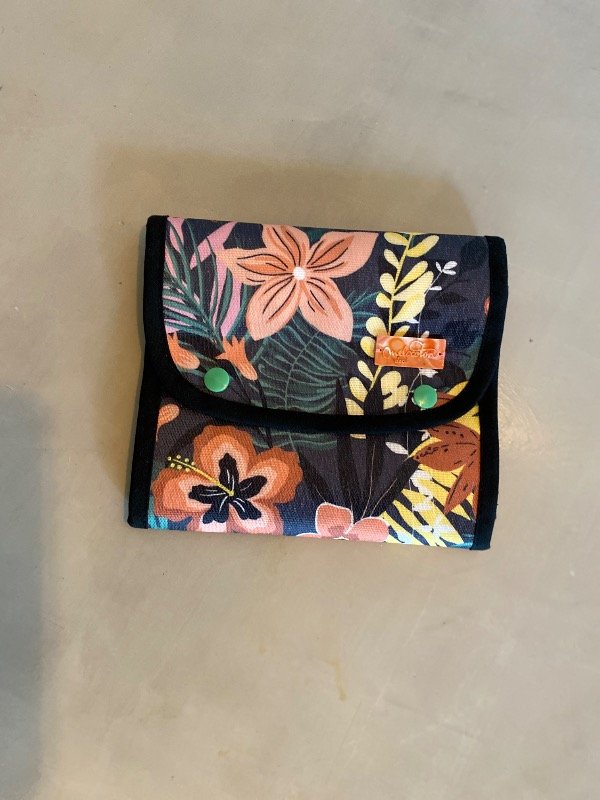 Producto - Neceser desplegable Flores fdo oscuro - 2