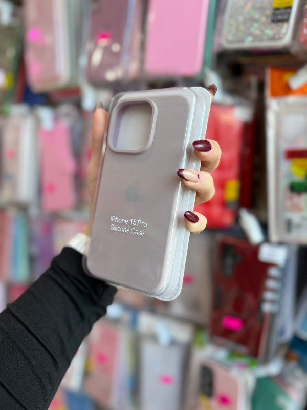 Producto - Silicone case Iphone 15 pro lavanda