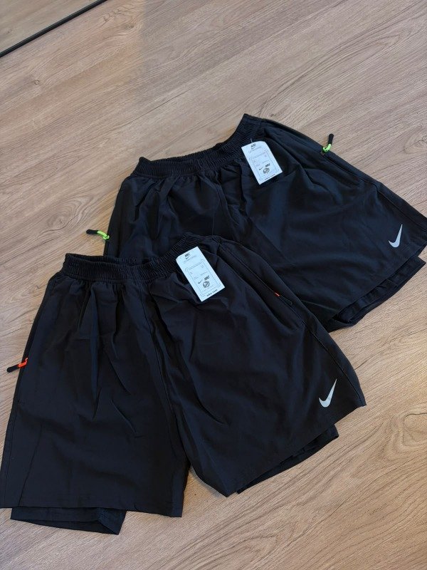 Producto - Short Nike con Calza - 1
