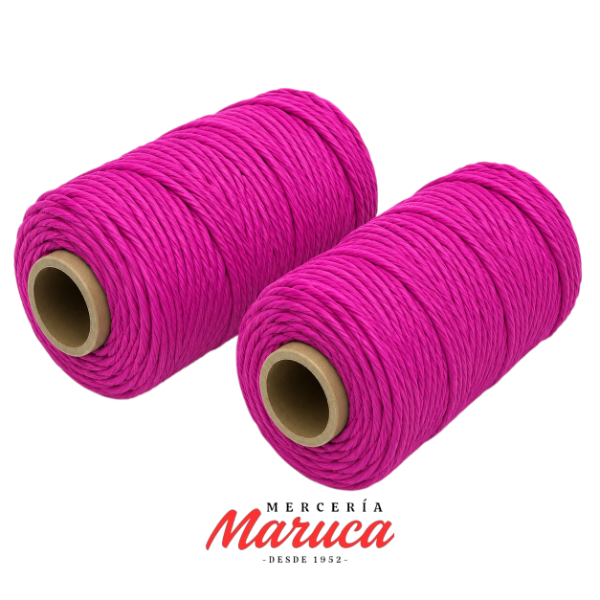 Producto - Hilo de algodón para macramé de 3mm aprox, color "premium" Fucsia.
