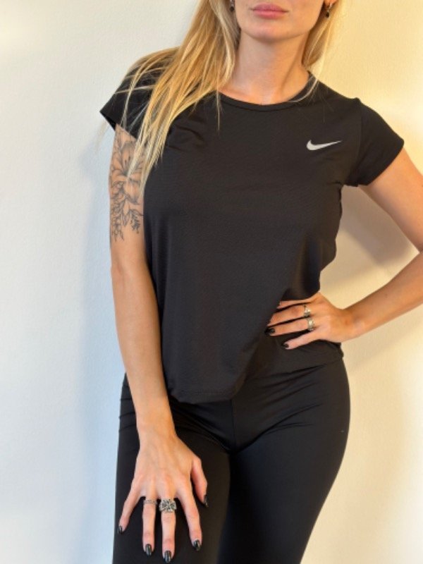 Producto - Remera Dri Fit Dama