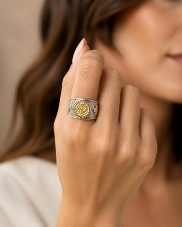 Producto - Anillo San Benito Plata y Oro Ancho - 6