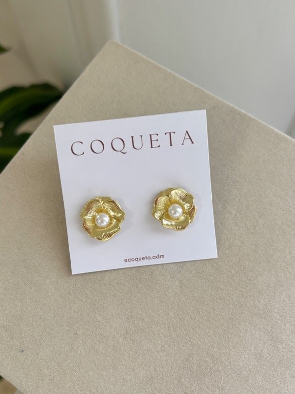 Producto - Aro Pasante Flor Mediana con Perla Acero Dorado