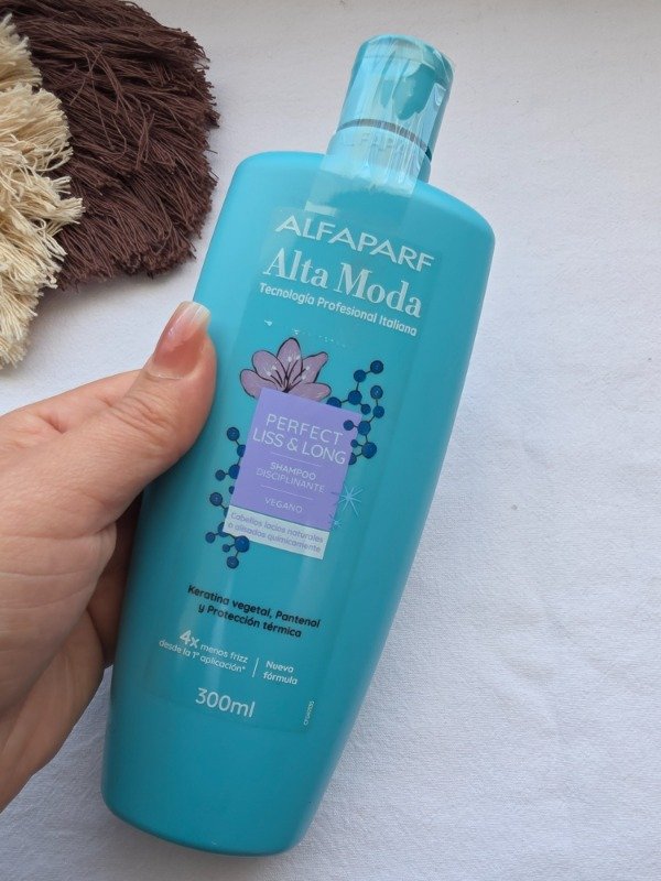 Producto - Shampoo Vegano para lacios y alisados Perfect Liss y Long Alta Moda por 300gr