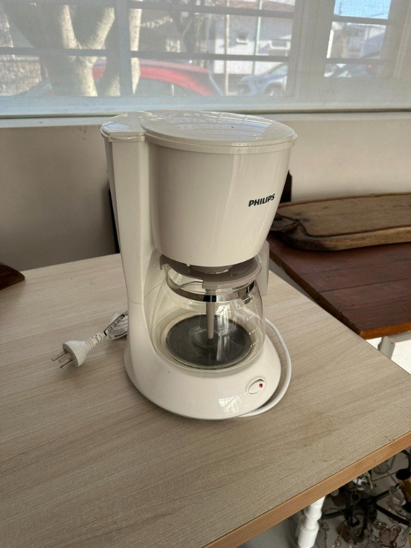 Producto - CAFETERA DE FILTRO PHILIPS #11672