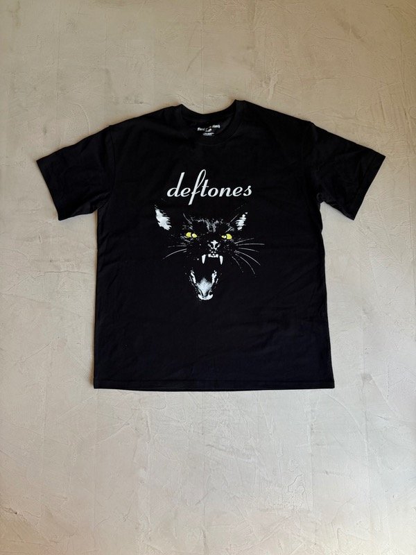 Producto - Remera Deftones Cat