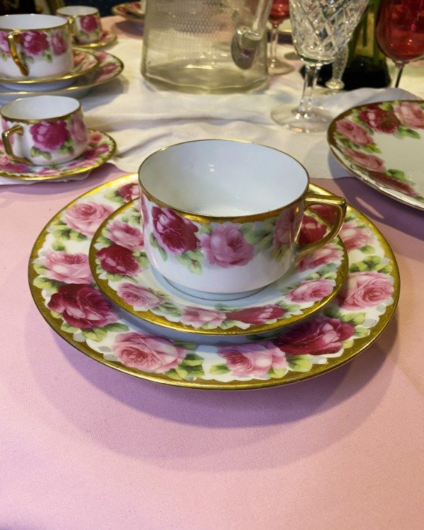 Producto - Trio De Te De Porcelana Alemana Con Dorado