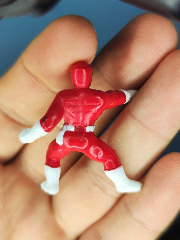Producto - Red Ranger Mini Figura x1 - Tombola 4 cm España - 3